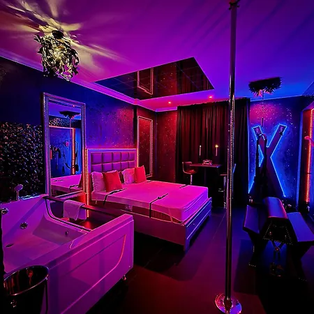 Love hotel Sauvage Luxury Bucharest